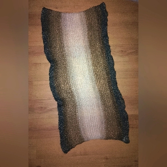 Infinity knit scarf - Picture 4 of 4